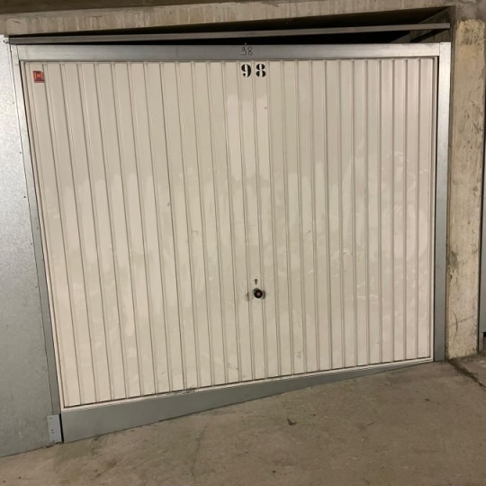  JEANDET Immobilier : Garage / Parking | SAINT-GENIS-POUILLY (01630) | 13 m2 | 83 € 