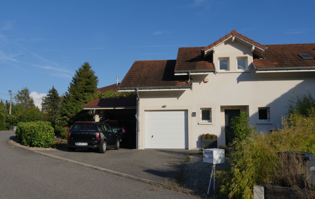 JEANDET Immobilier : Autres | SAINT-GENIS-POUILLY (01630) | 123 m2 | 2 730 € 