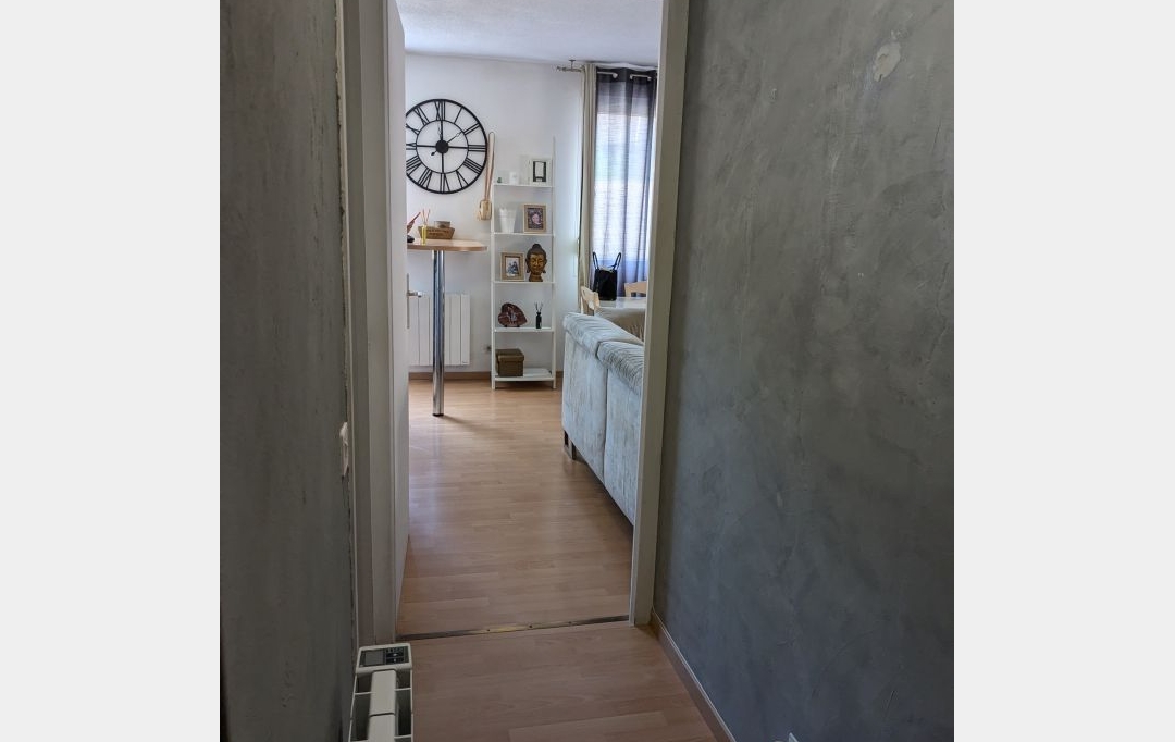 JEANDET Immobilier : Appartement | GEX (01170) | 46 m2 | 180 000 € 